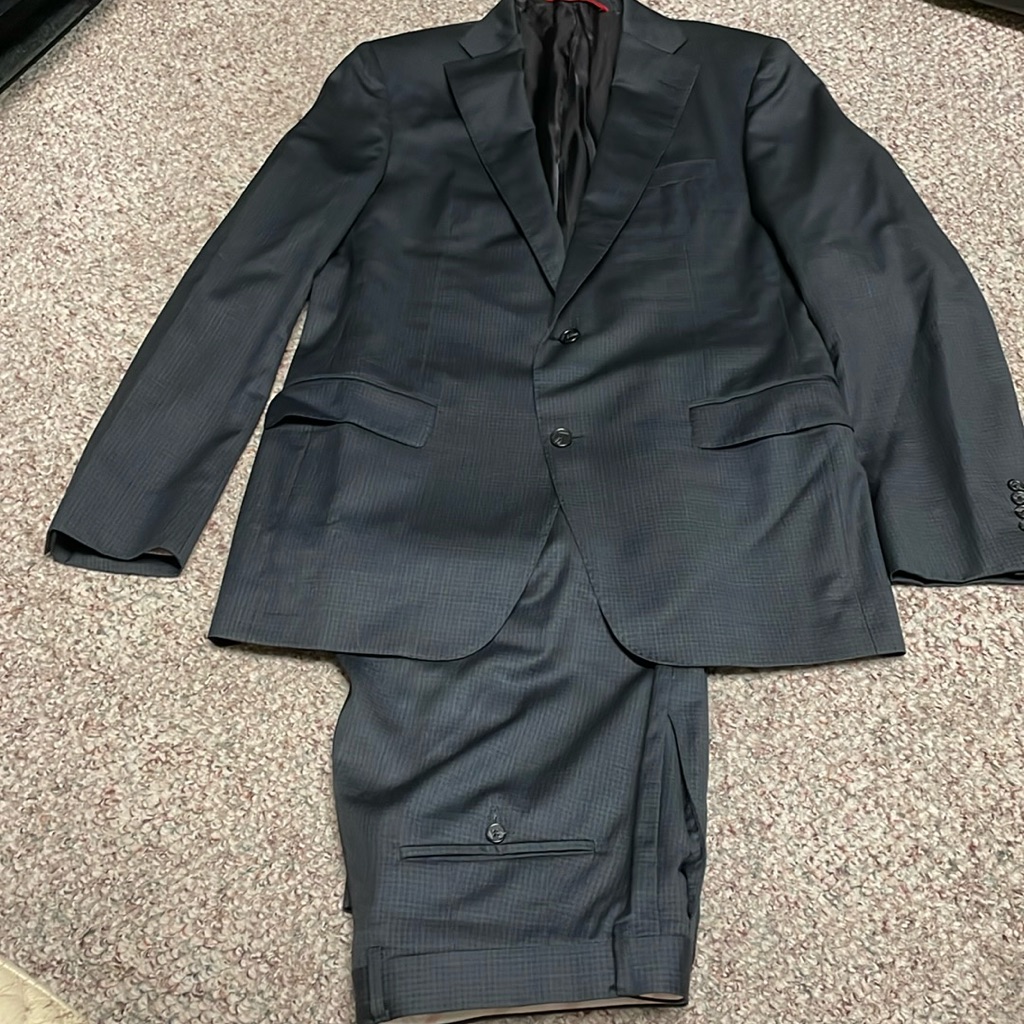 Samuelsohn Performance Gable Suit